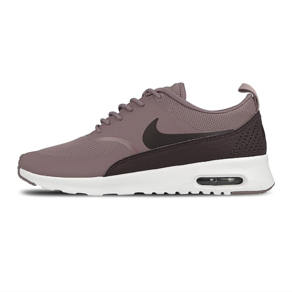 NIKE AIR MAX THEA
